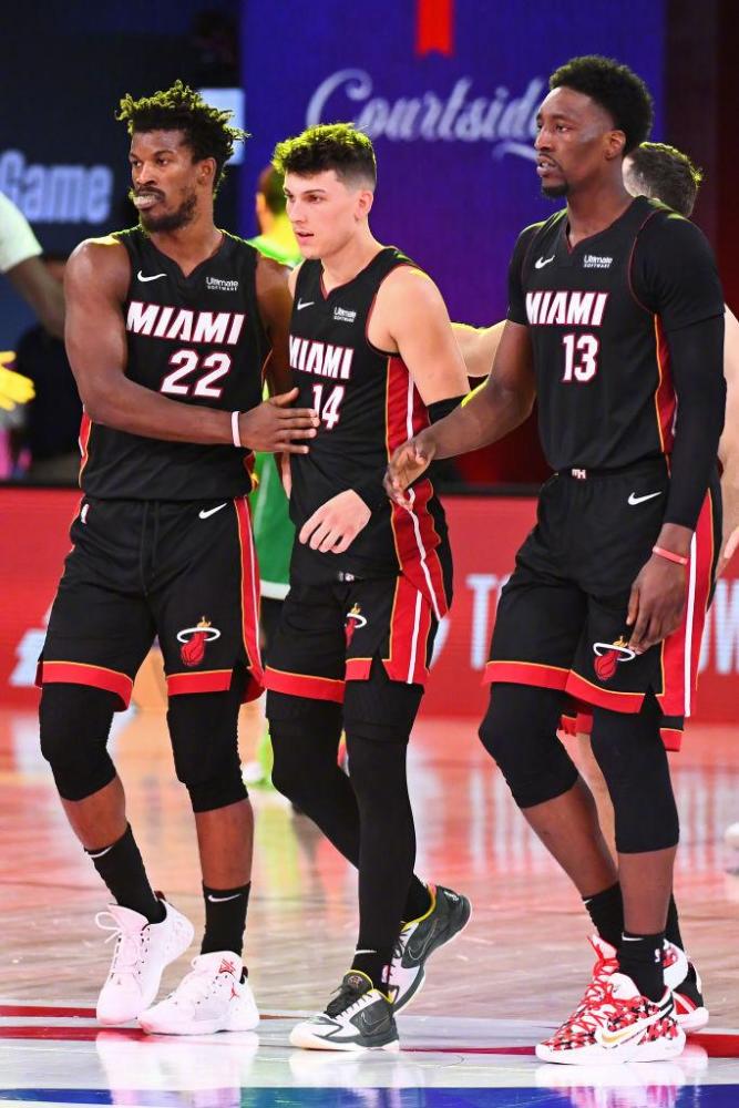 他的精彩传 他的精彩传