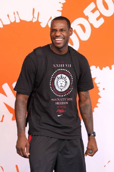 他们避开对 他们避开对